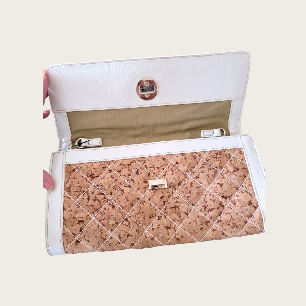 NWT Sondra Roberts Clutch - Picture 6 of 8